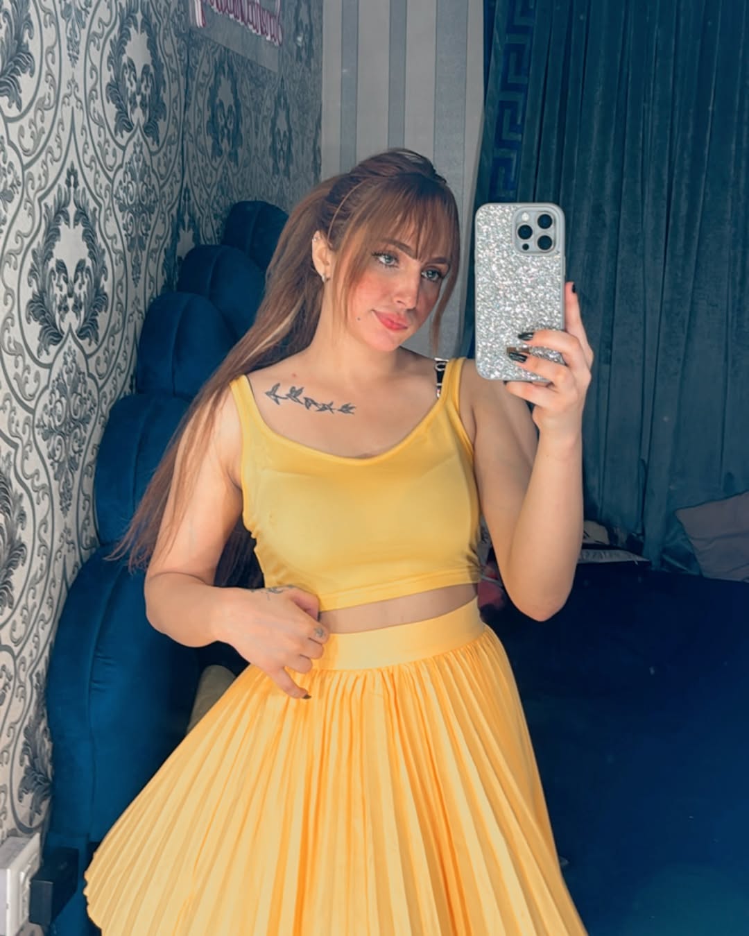 VIP Karachi Escort Model SANEHA – AvenEscort