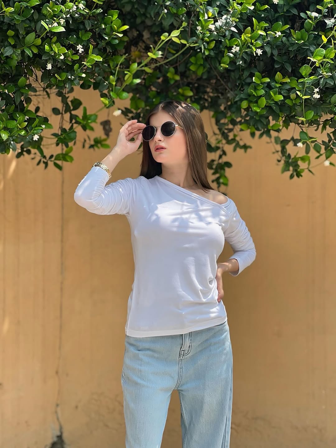 Escort Model Karachi